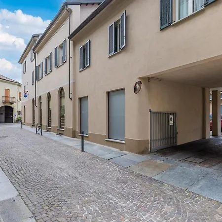 Apartment Dimora Delle 100 Torri - Parcheggio Gratuito Alba (Piedmont)